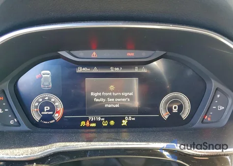 2019 Audi Q3 Premium Plus S-Line z USA, uszkodzony, nr VIN WA1EECF39K1087768